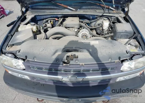 2000 Chevrolet Silverado 1500 Ls z USA, uszkodzony, nr VIN 2GCEK19T8Y1218822